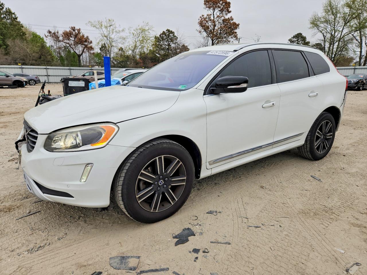 2017 VOLVO XC60