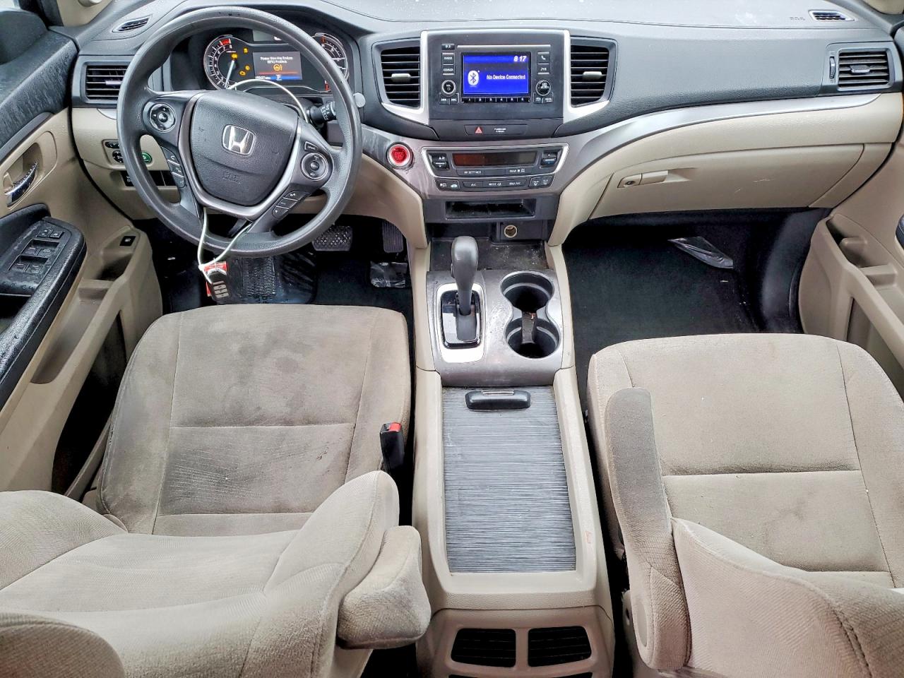 2016 HONDA PILOT LX photo 13