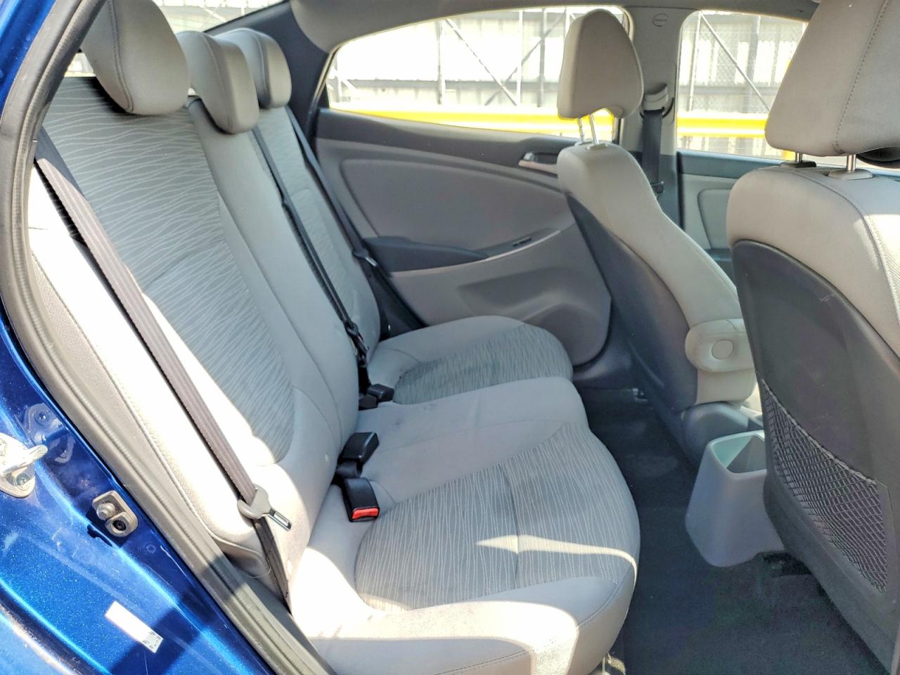 2015 HYUNDAI ACCENT GLS photo 19