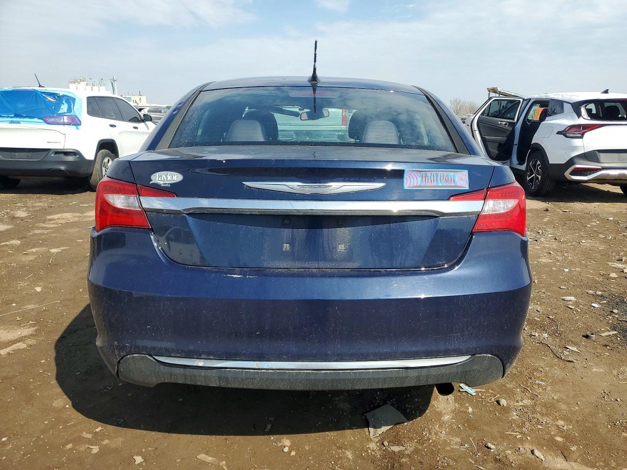 2013 CHRYSLER 200 TOURING photo 16
