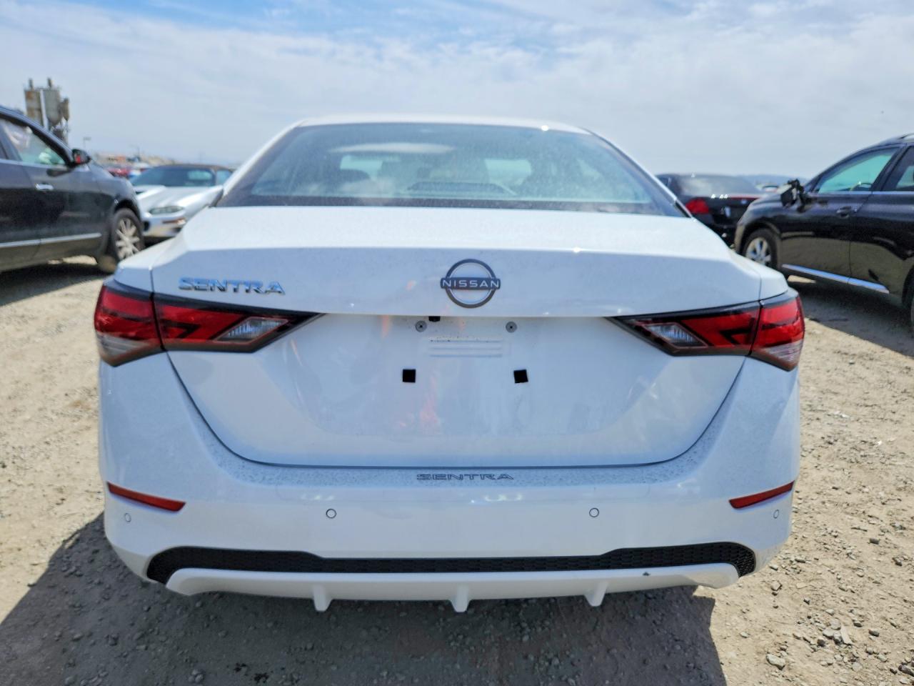 2025 NISSAN SENTRA S photo 6