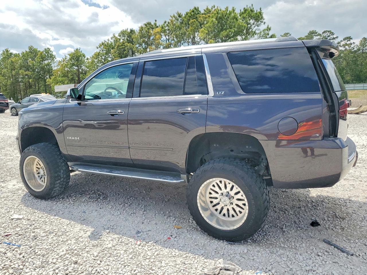 2015 CHEVROLET TAHOE K1500 LTZ photo 2
