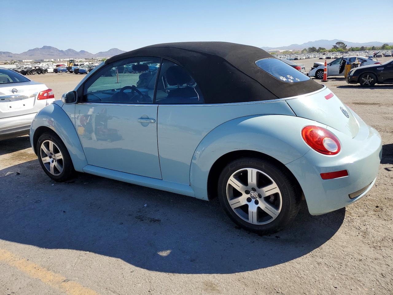 2006 VOLKSWAGEN NEW BEETLE CONVERTIBLE OPTION PACKAGE 1 photo 2
