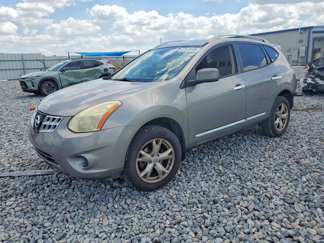 2011 NISSAN ROGUE