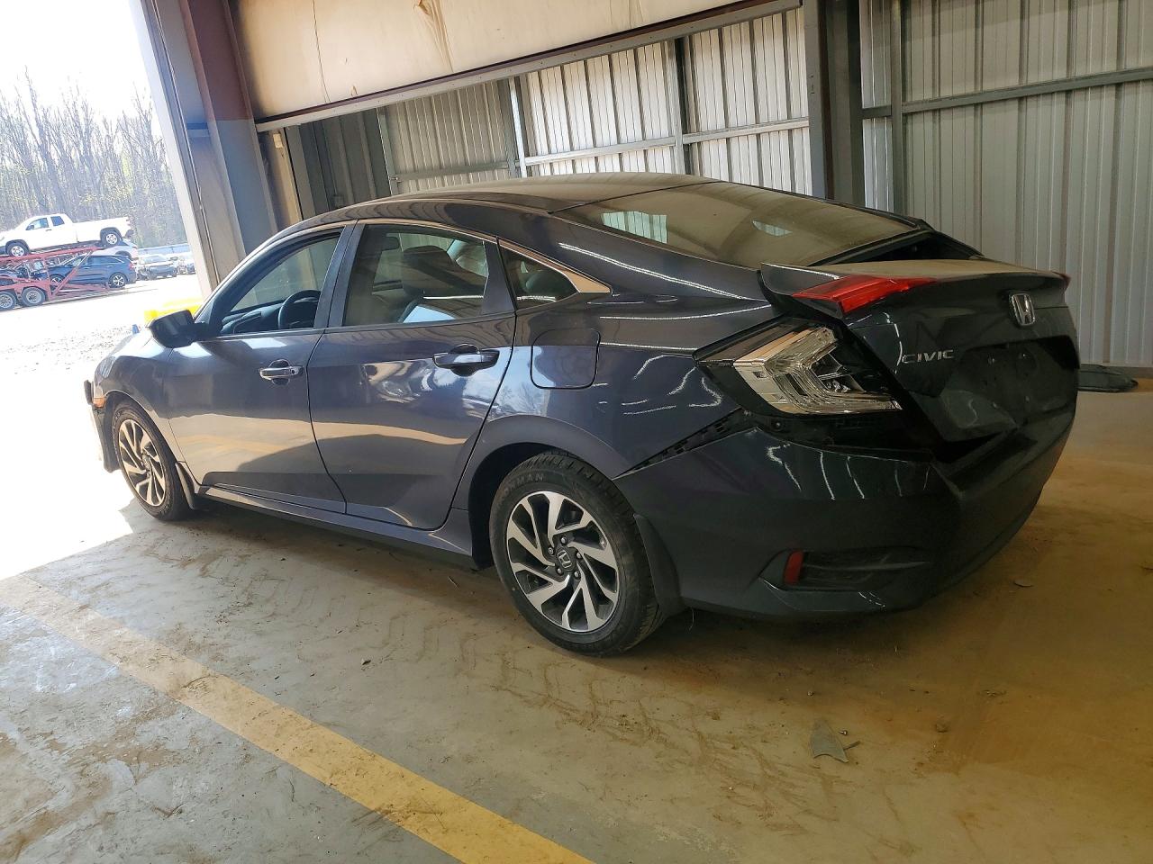 2016 HONDA CIVIC EX photo 2