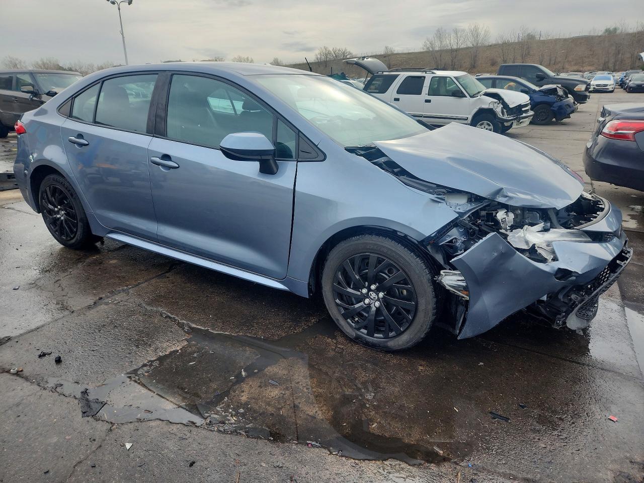 2021 TOYOTA COROLLA LE photo 4