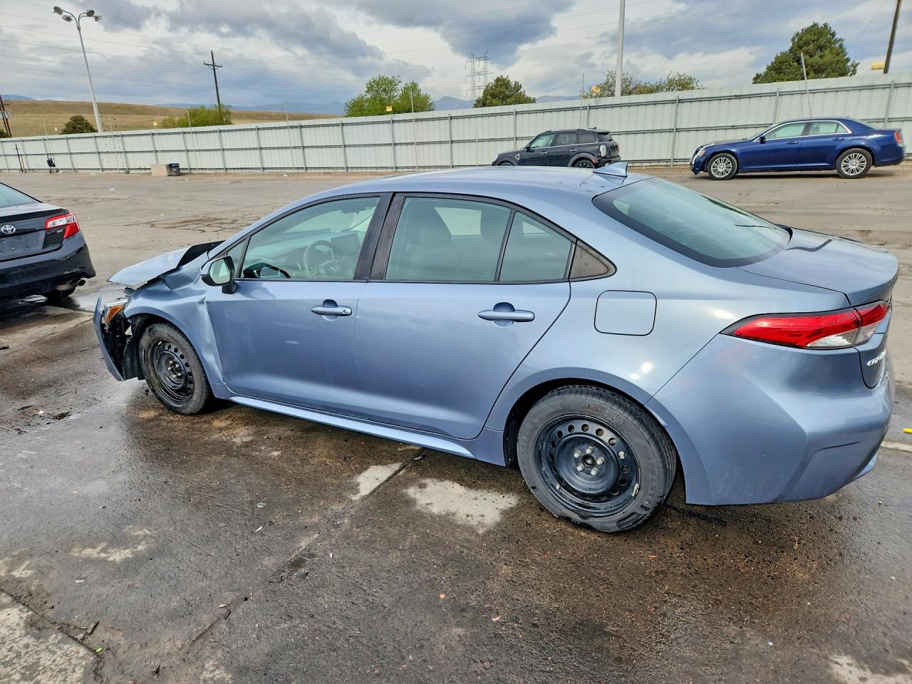 2021 TOYOTA COROLLA LE photo 2