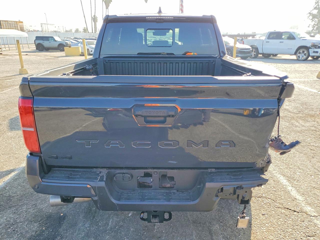 2025 TOYOTA TACOMA TRD OFF-ROAD photo 16