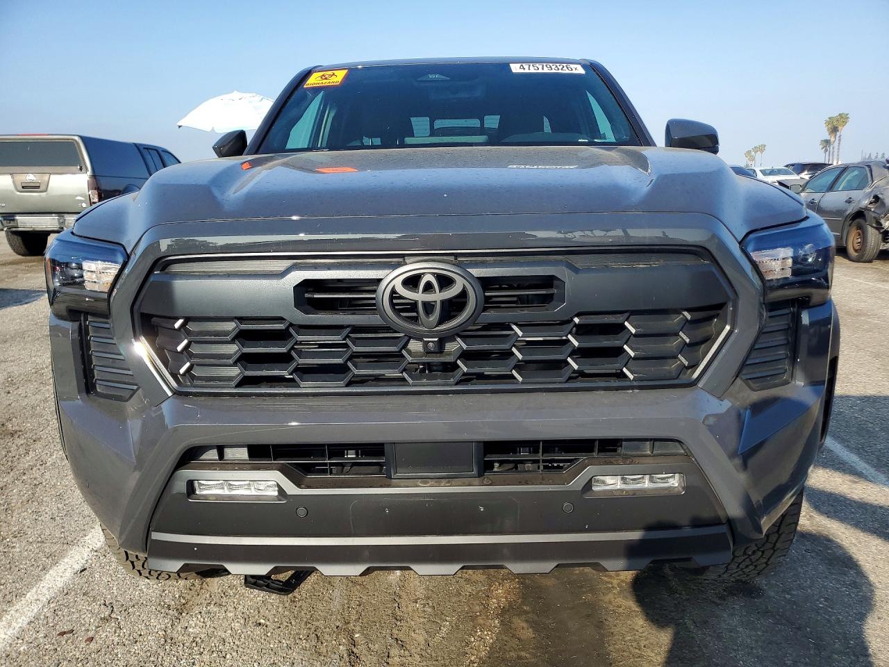 2025 TOYOTA TACOMA TRD OFF-ROAD photo 13