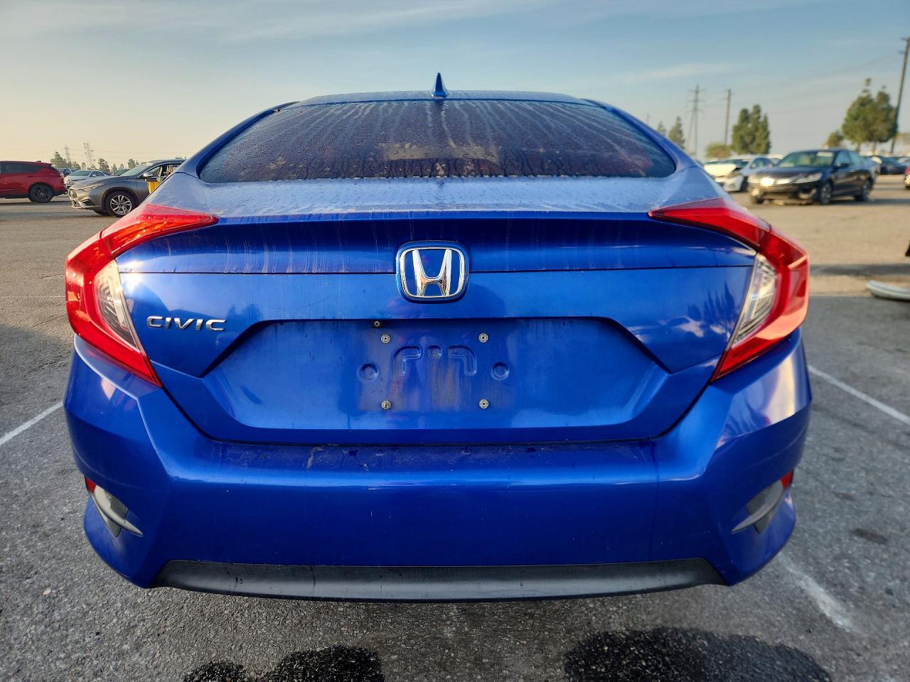 2017 HONDA CIVIC EX photo 6