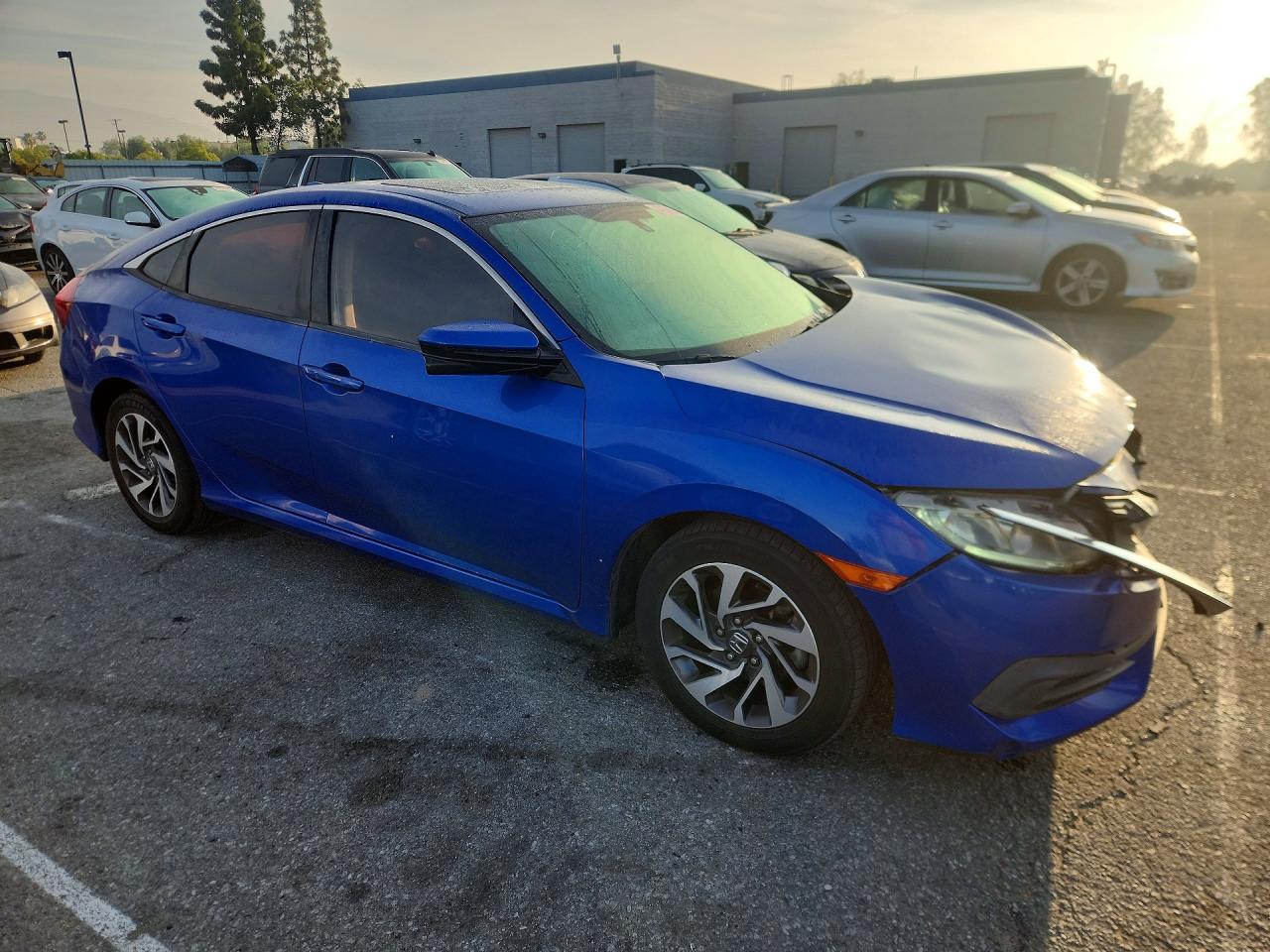 2017 HONDA CIVIC EX photo 4