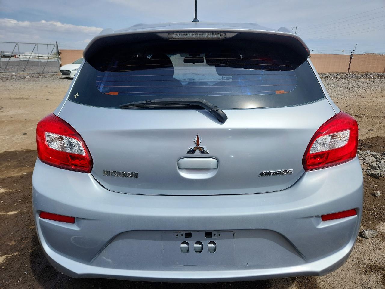 2017 MITSUBISHI MIRAGE ES photo 11