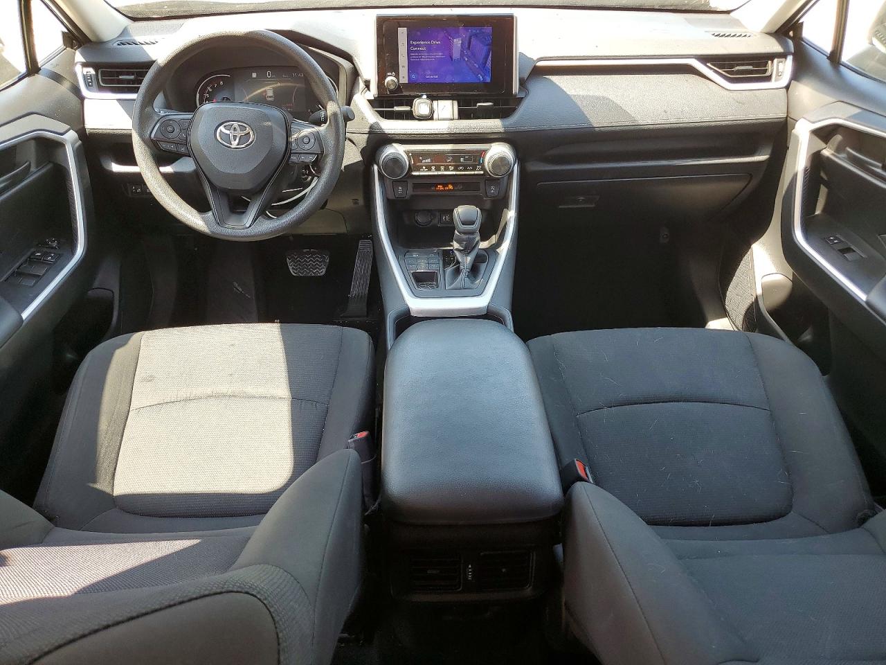 2024 TOYOTA RAV4 LE photo 15