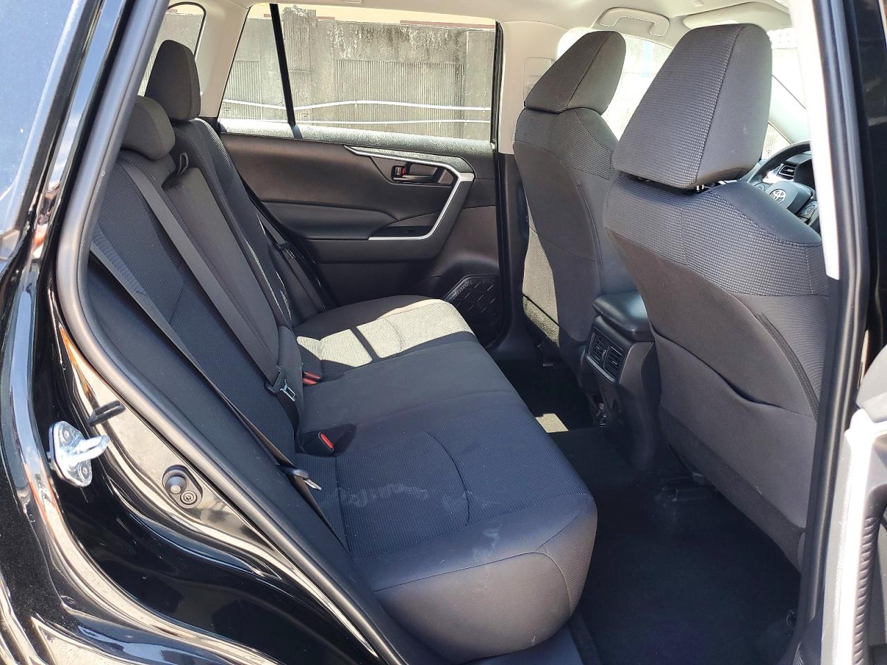 2024 TOYOTA RAV4 LE photo 19