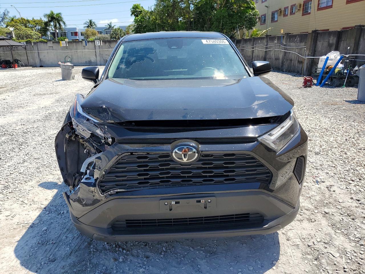 2024 TOYOTA RAV4 LE photo 9