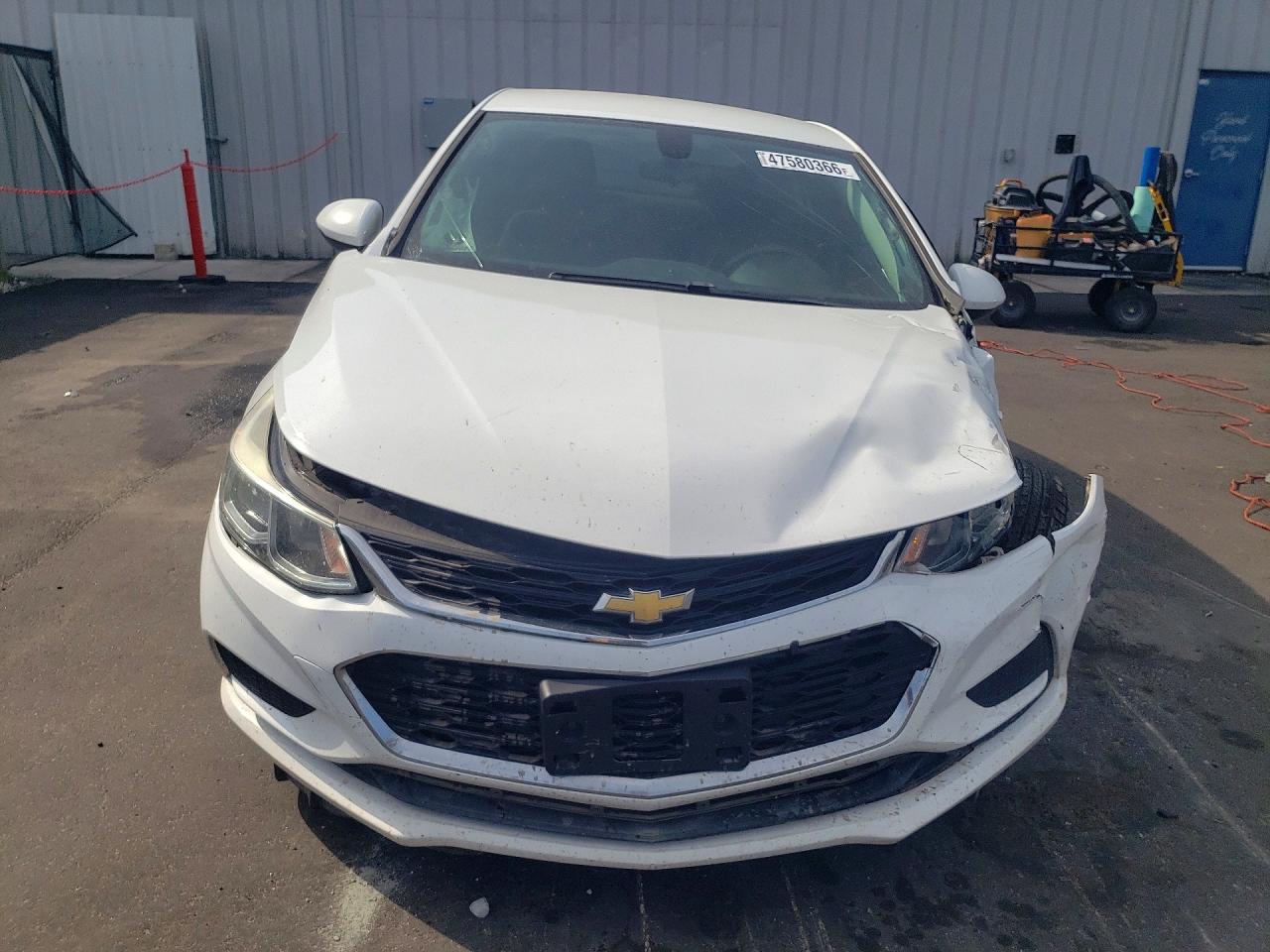 2017 CHEVROLET CRUZE LS photo 5