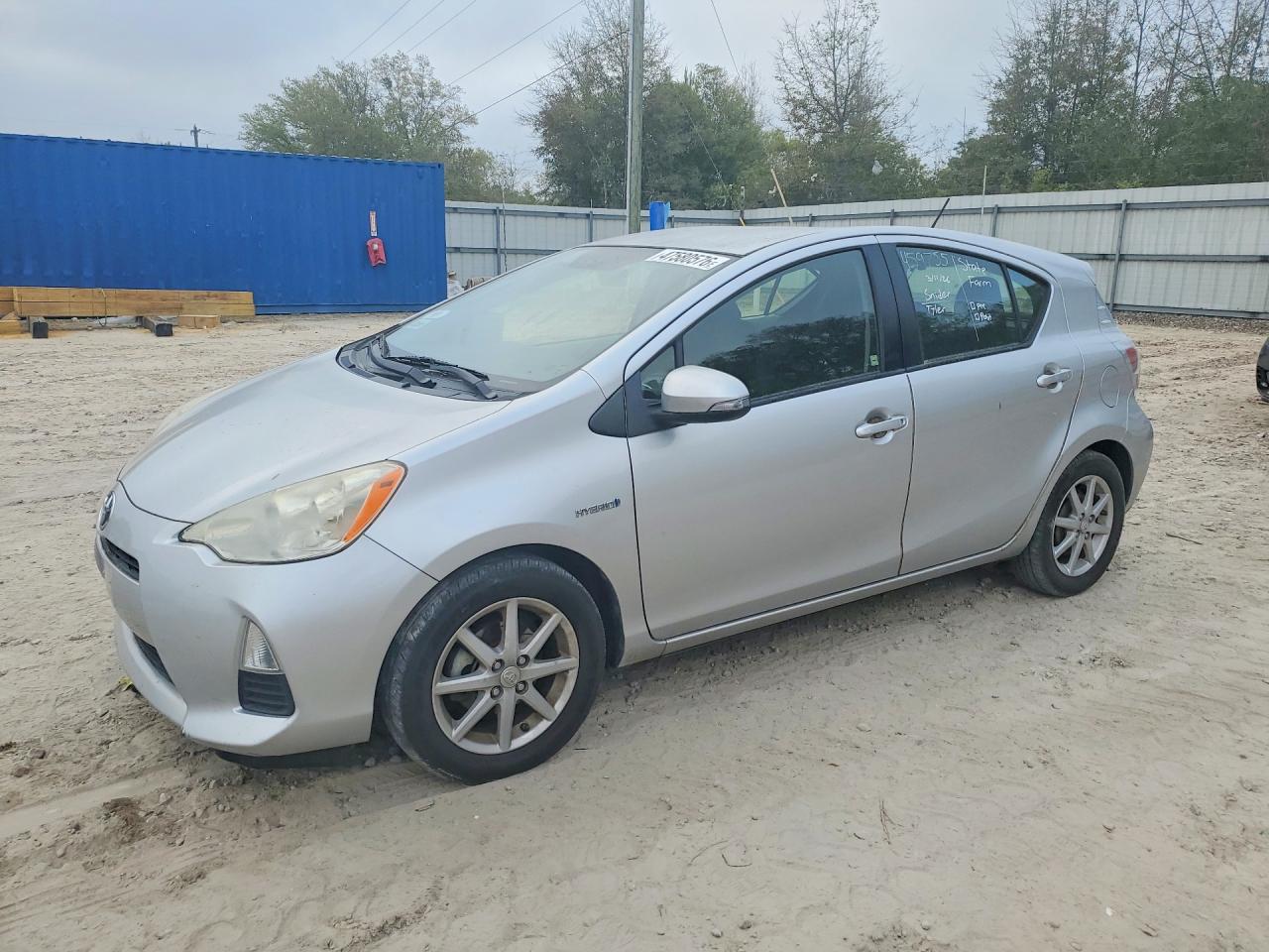 2013 TOYOTA PRIUS C