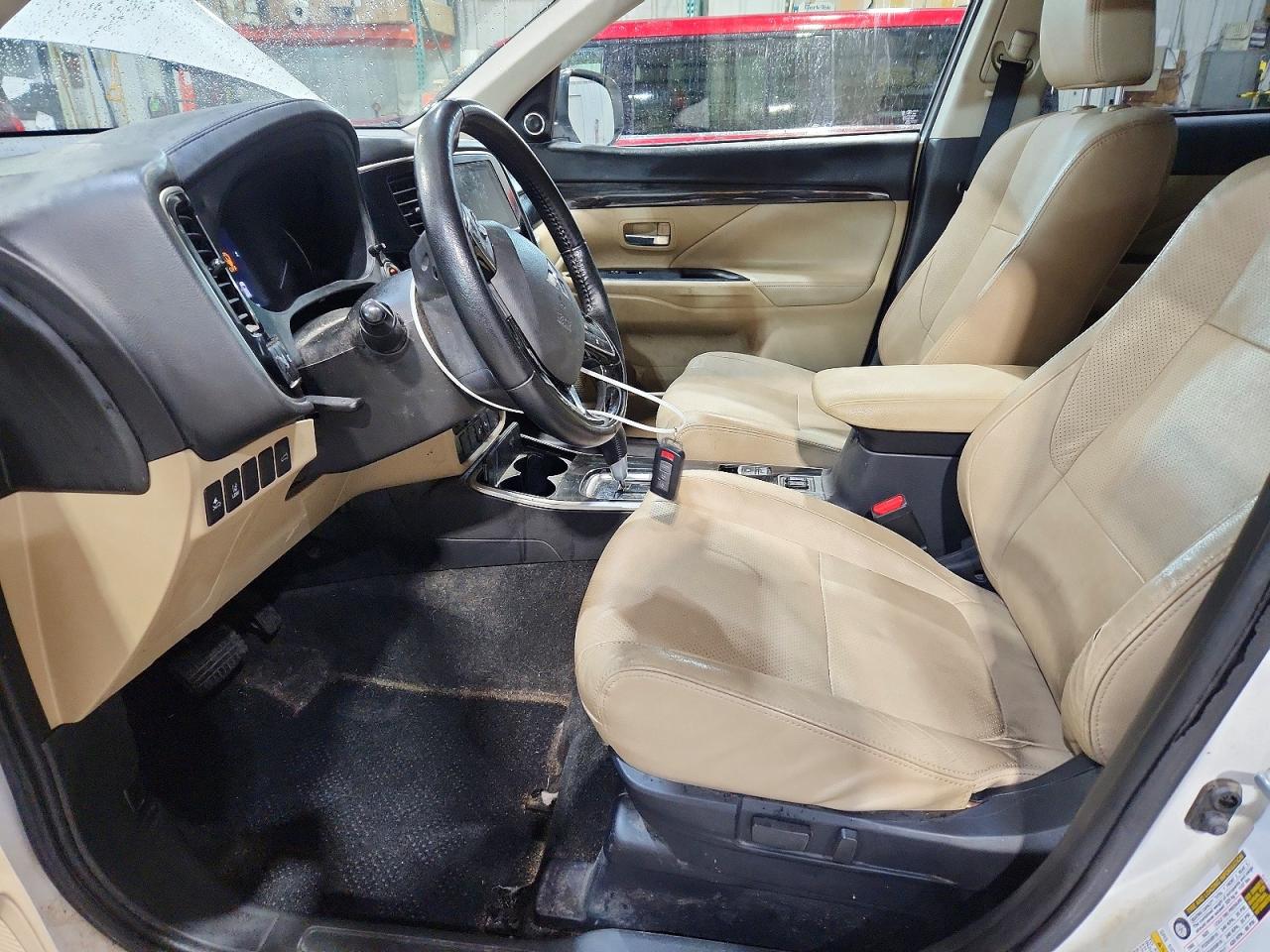 2018 MITSUBISHI OUTLANDER SE photo 13