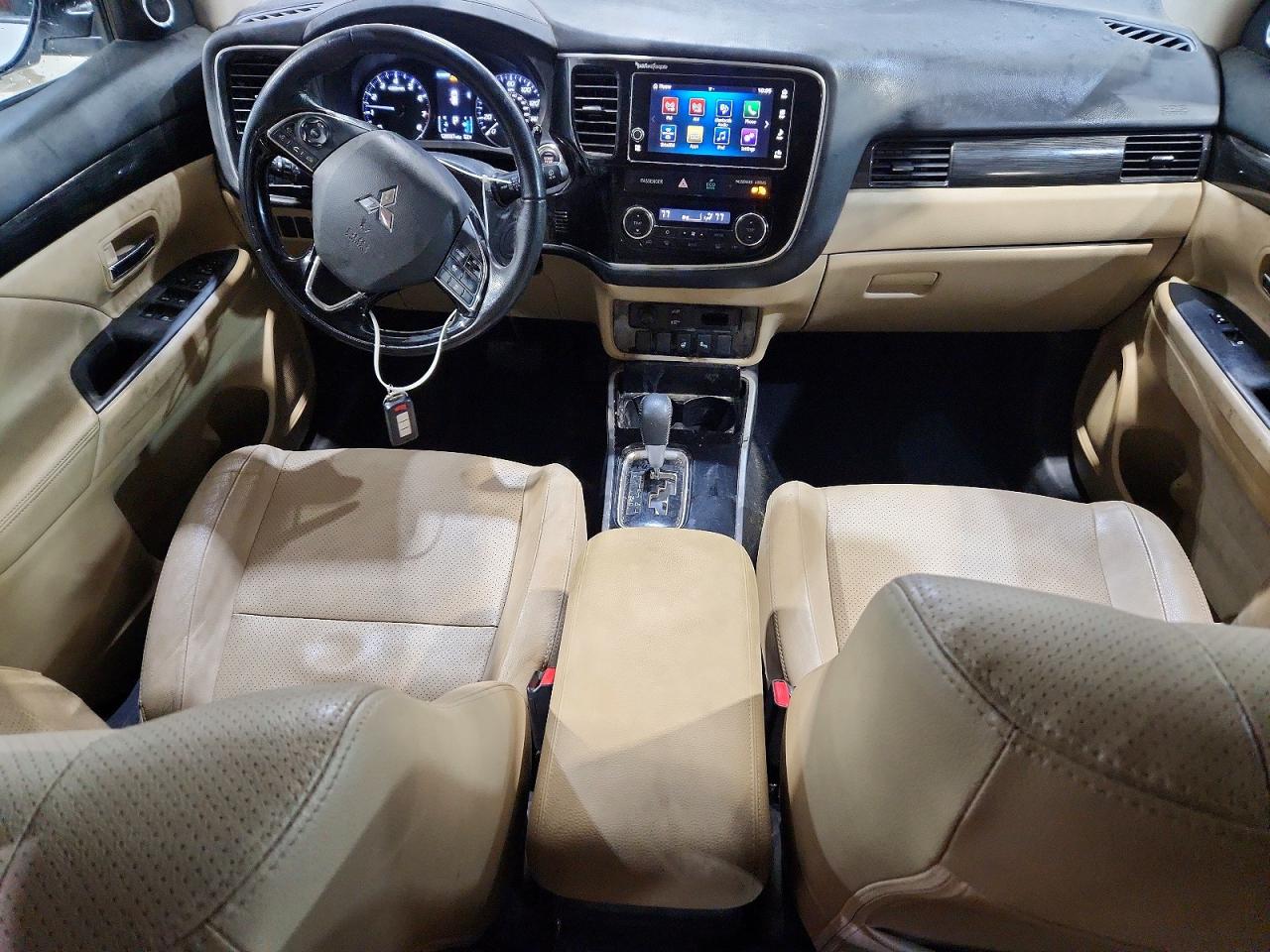 2018 MITSUBISHI OUTLANDER SE photo 15