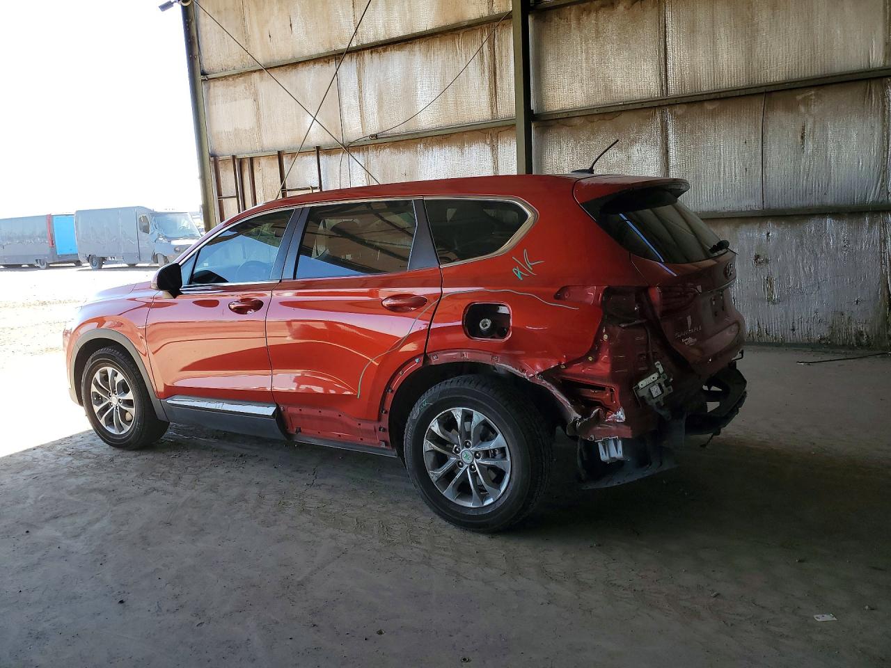 2019 HYUNDAI SANTA FE SE 2.4L photo 2