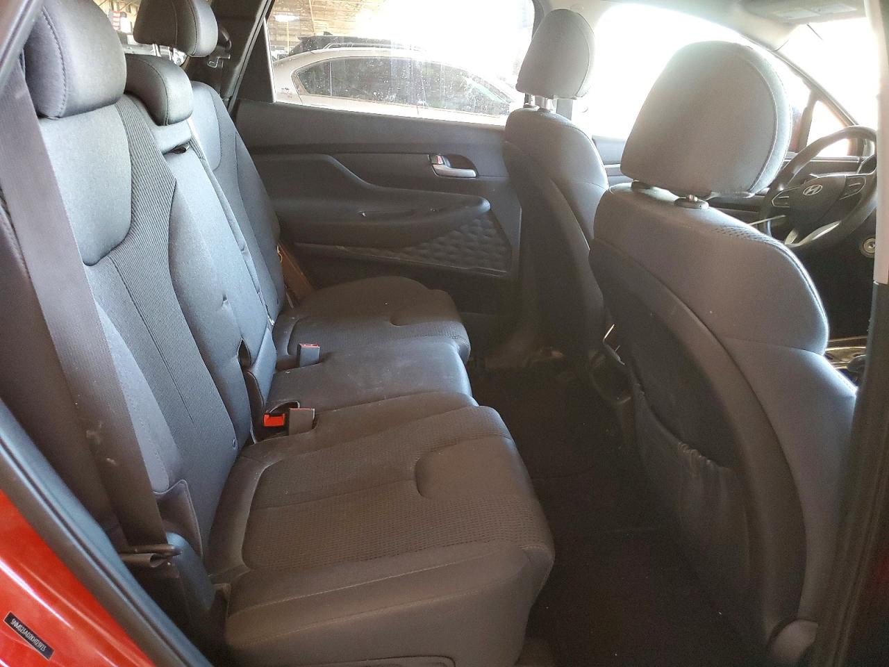 2019 HYUNDAI SANTA FE SE 2.4L photo 10