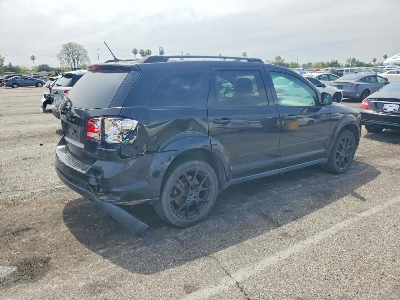2017 DODGE JOURNEY SXT photo 5