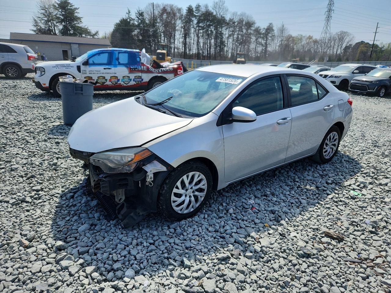 2017 TOYOTA COROLLA