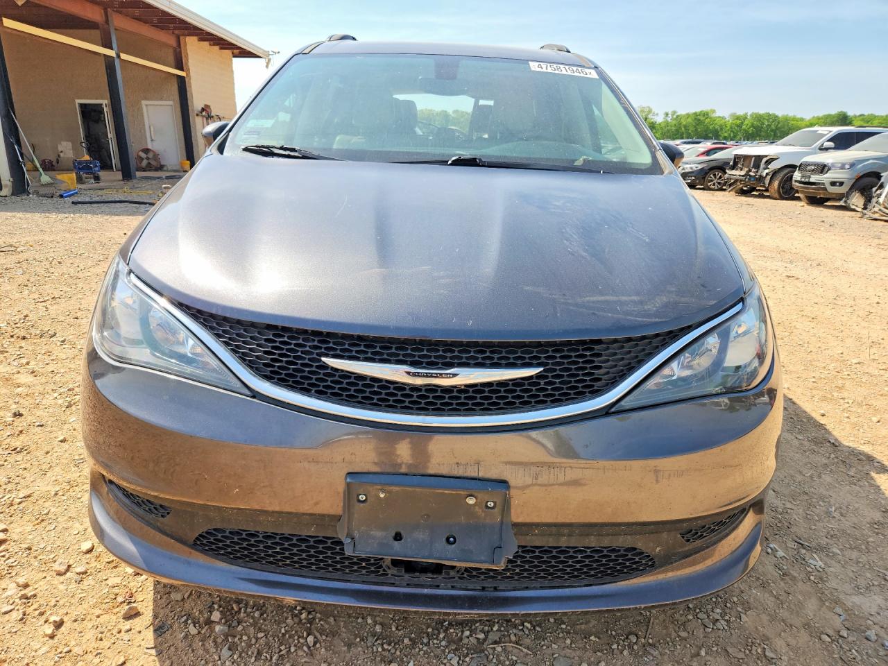 2021 CHRYSLER VOYAGER photo 9