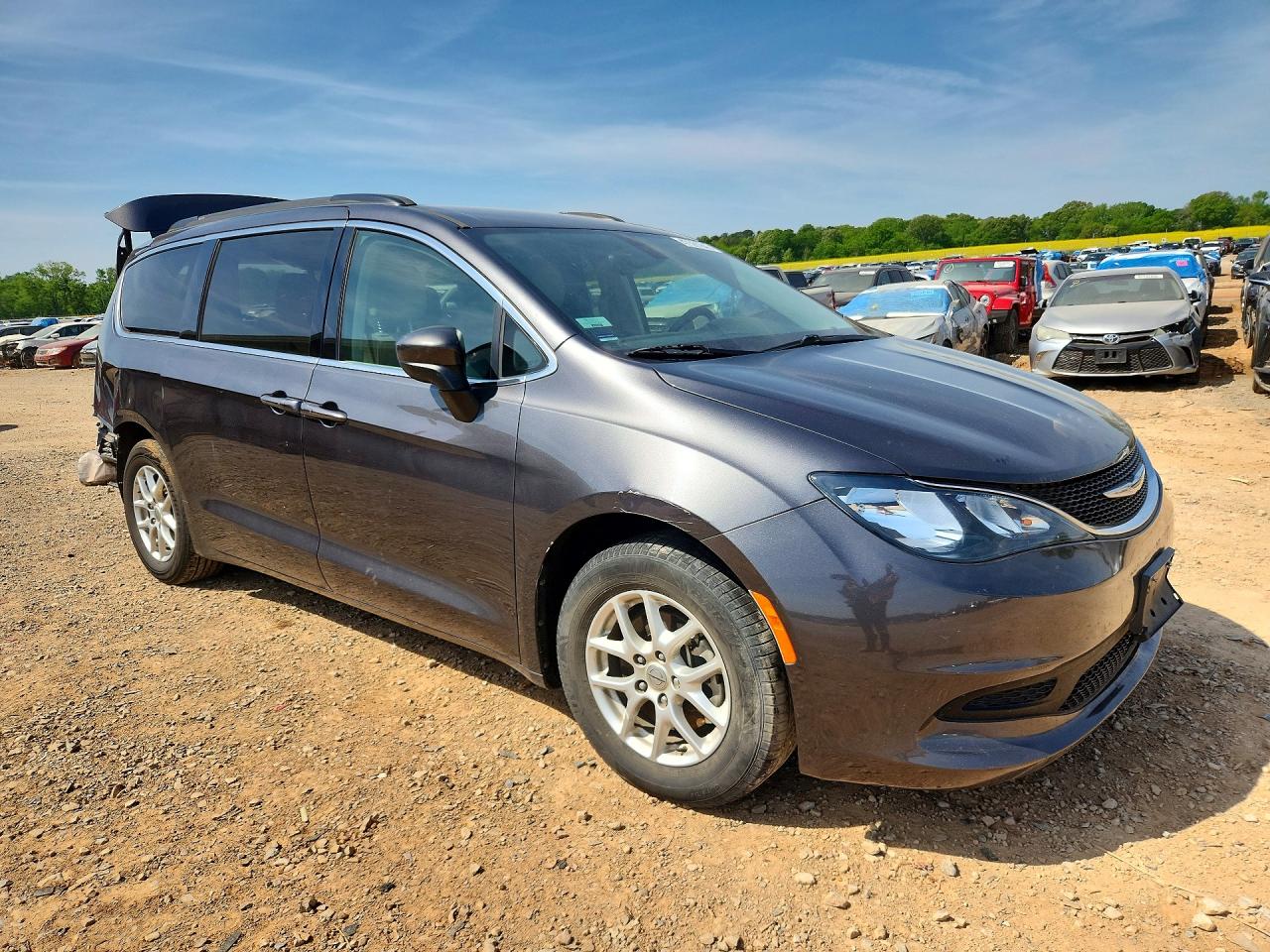 2021 CHRYSLER VOYAGER photo 7