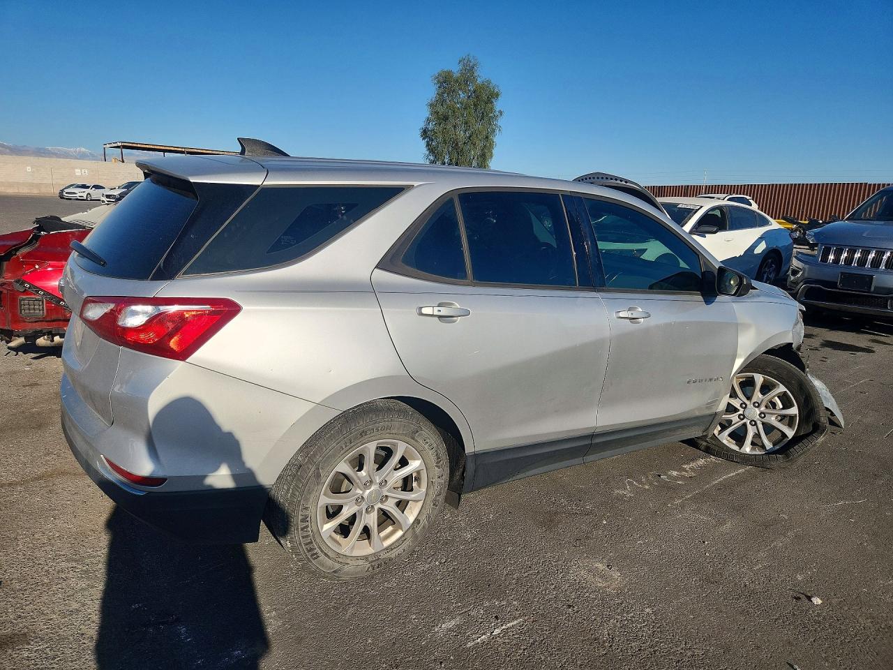 2018 CHEVROLET EQUINOX LS photo 7