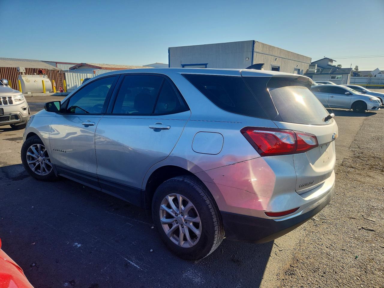 2018 CHEVROLET EQUINOX LS photo 4