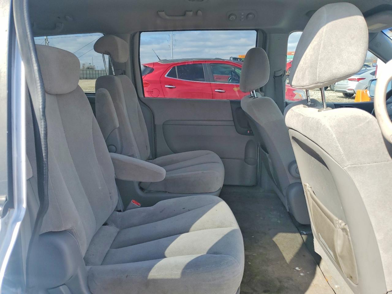 2006 KIA SEDONA LX photo 21