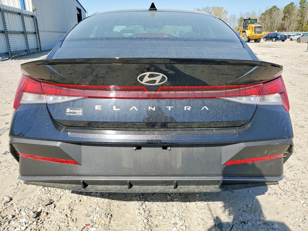 2025 HYUNDAI ELANTRA SEL SPORT photo 11