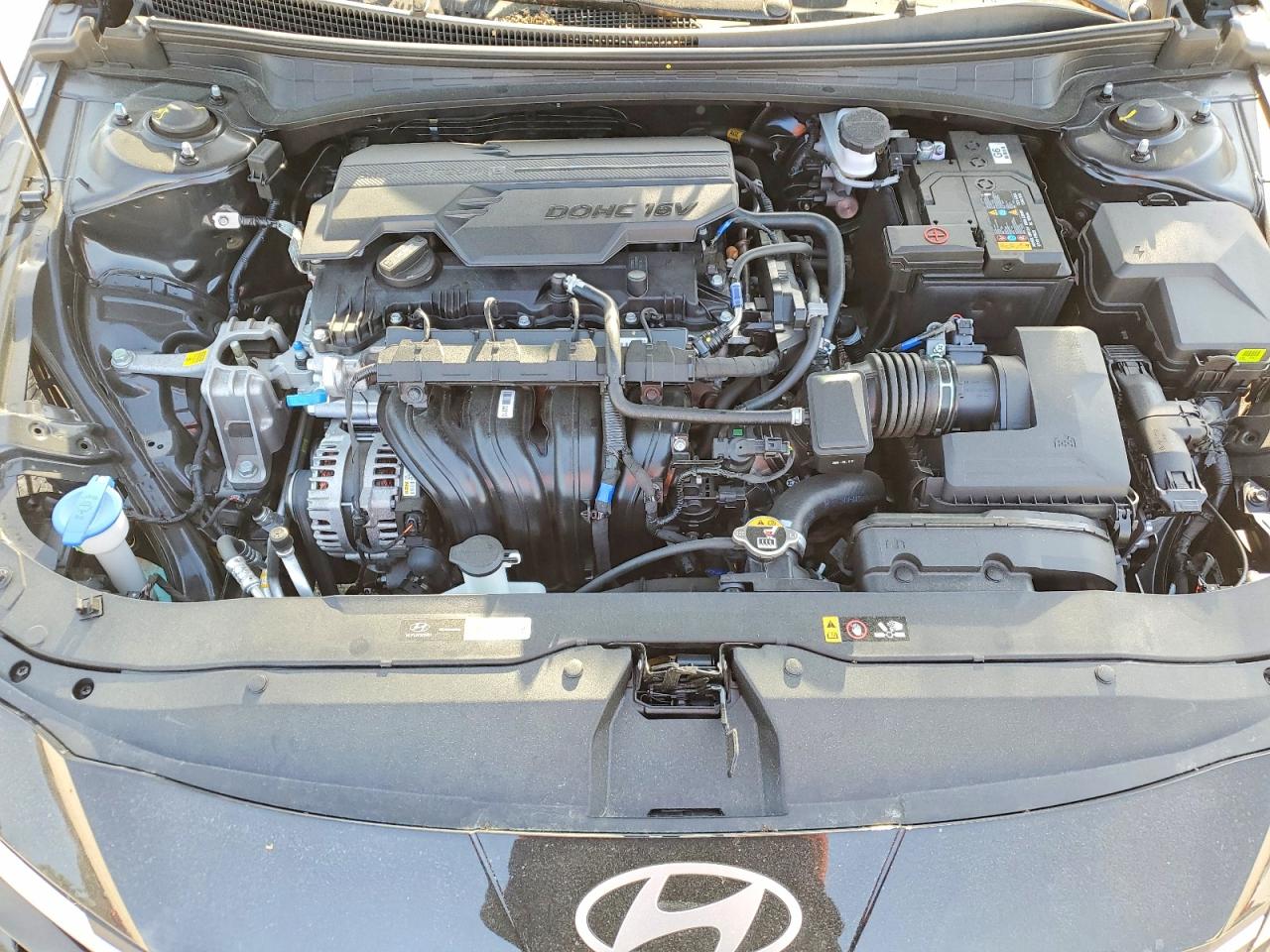 2025 HYUNDAI ELANTRA SEL SPORT photo 21