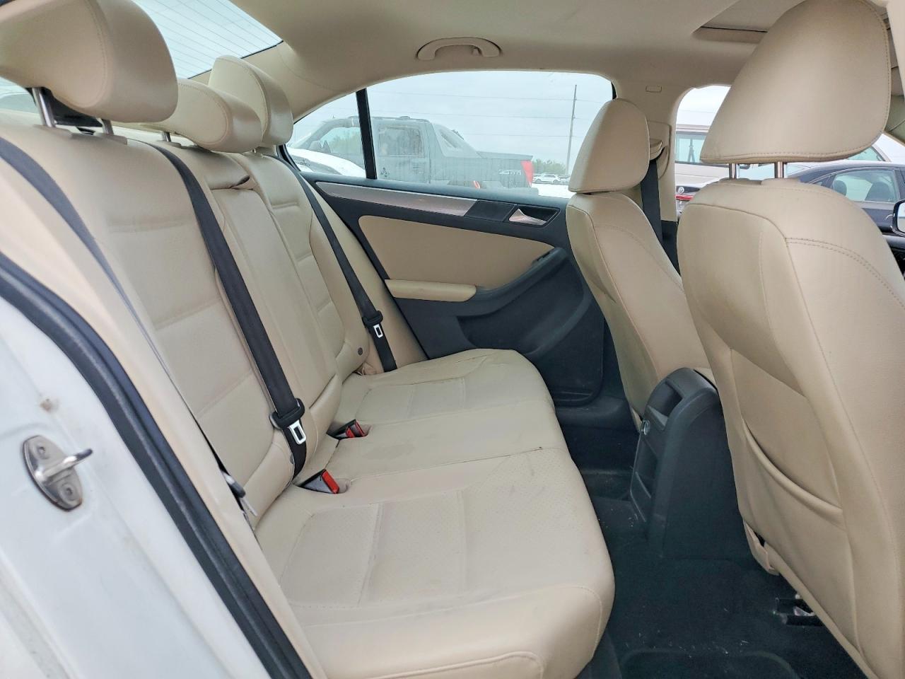 2017 VOLKSWAGEN JETTA SE photo 28