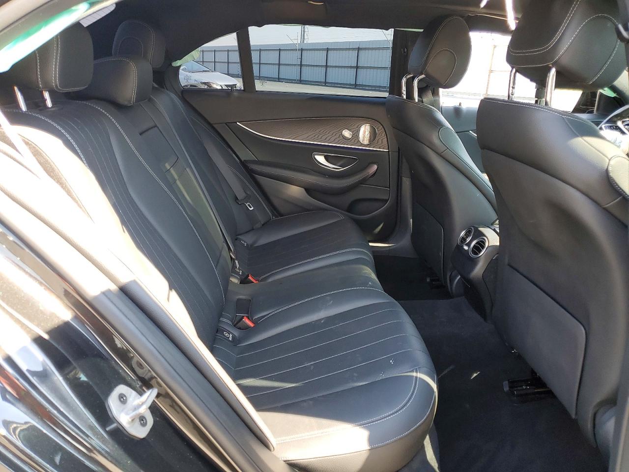 2022 MERCEDES-BENZ E 350 photo 28