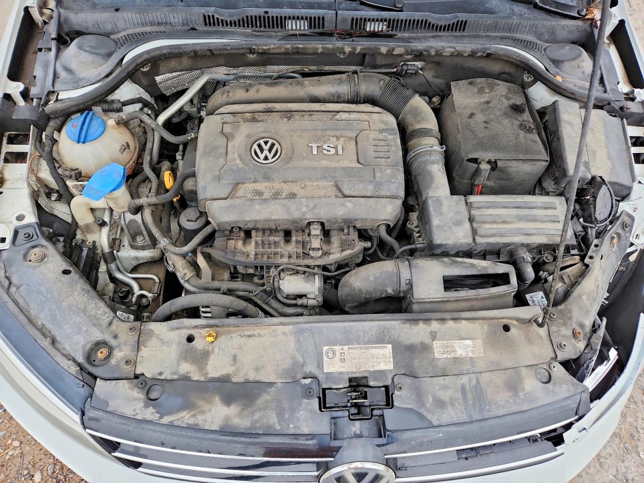 2017 VOLKSWAGEN JETTA SEL photo 31