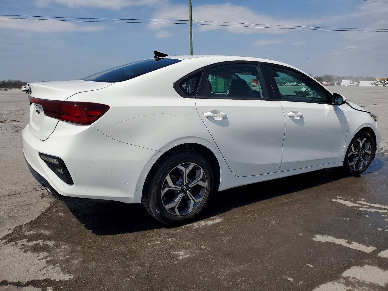 2021 KIA FORTE LXS photo 5