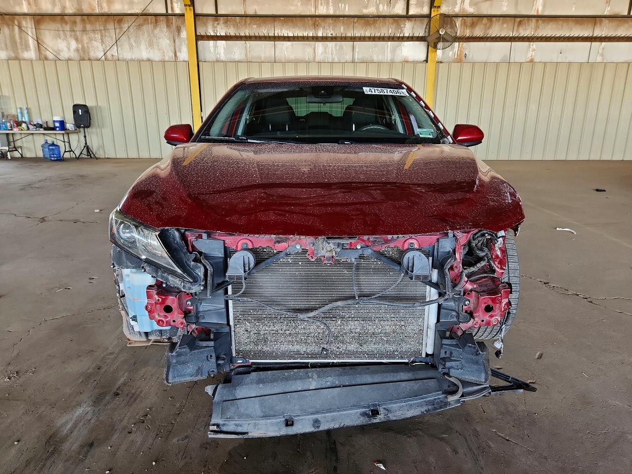 2020 TOYOTA CAMRY LE photo 13