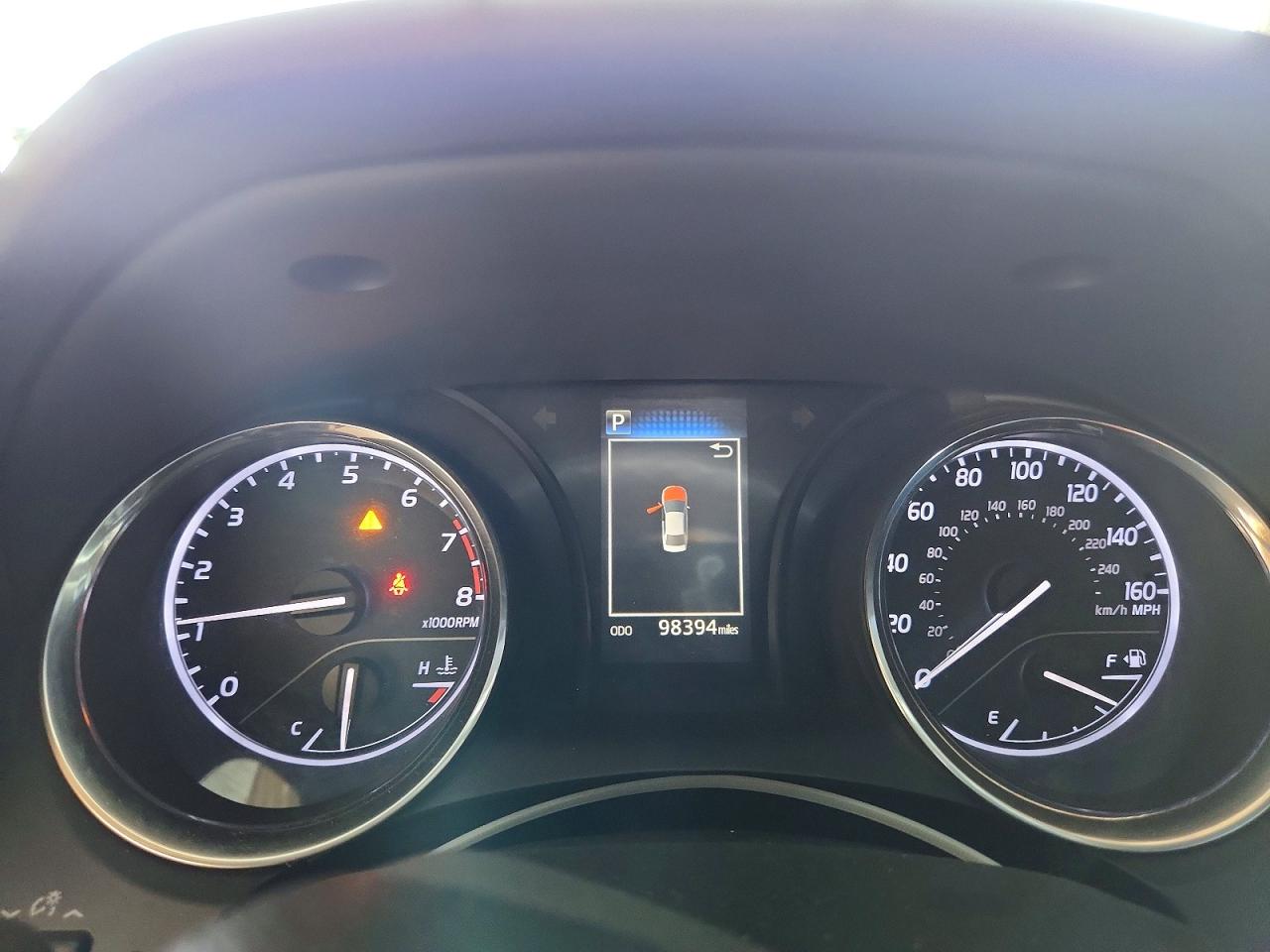 2020 TOYOTA CAMRY LE photo 25