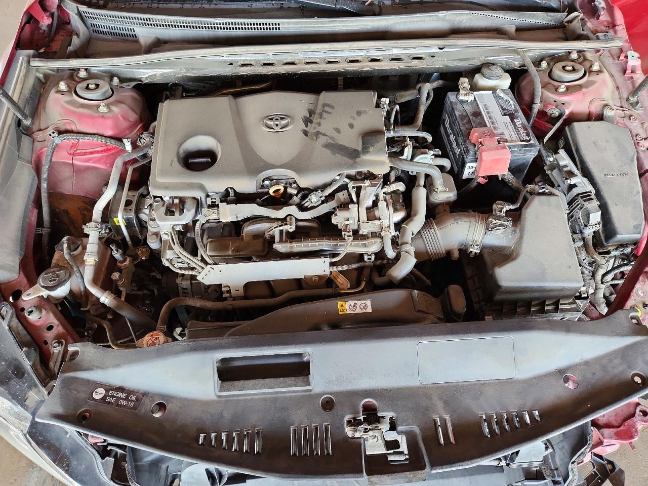 2020 TOYOTA CAMRY LE photo 31