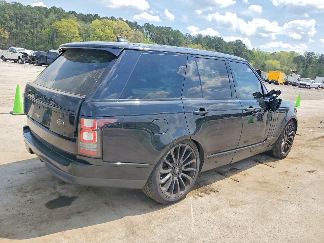 2017 LAND ROVER RANGE ROVER HSE photo 7
