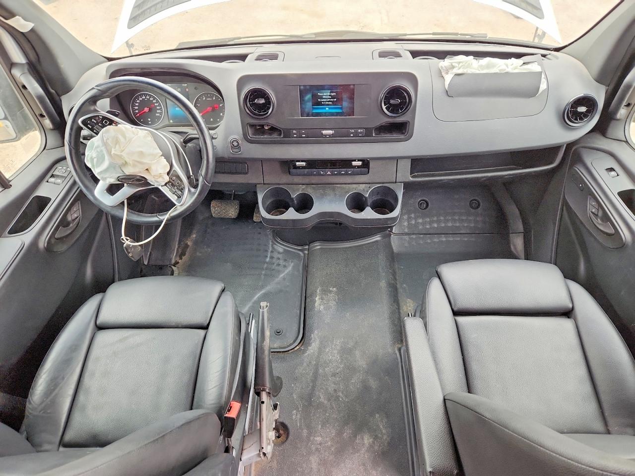 2021 MERCEDES-BENZ SPRINTER 2500 photo 22