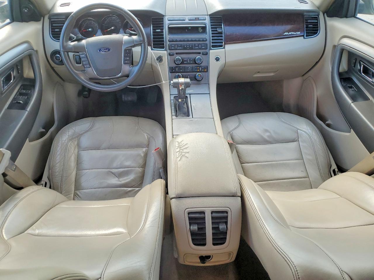 2012 FORD TAURUS SEL photo 8