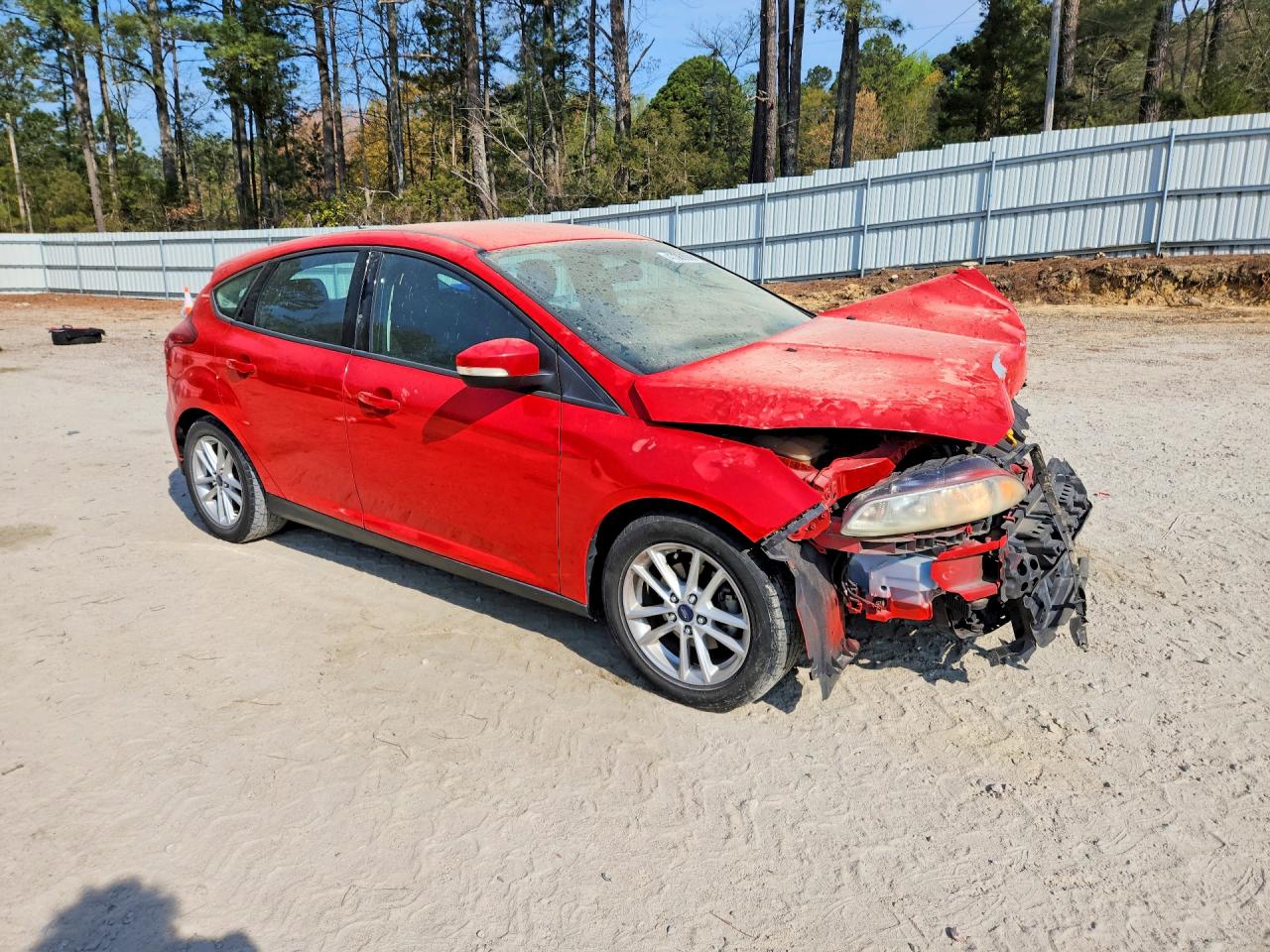 2015 FORD FOCUS SE photo 10