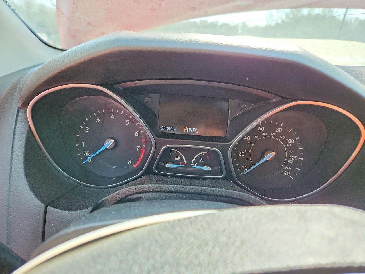 2015 FORD FOCUS SE photo 25