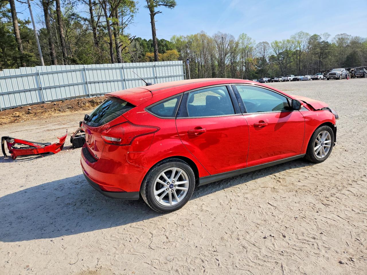 2015 FORD FOCUS SE photo 7