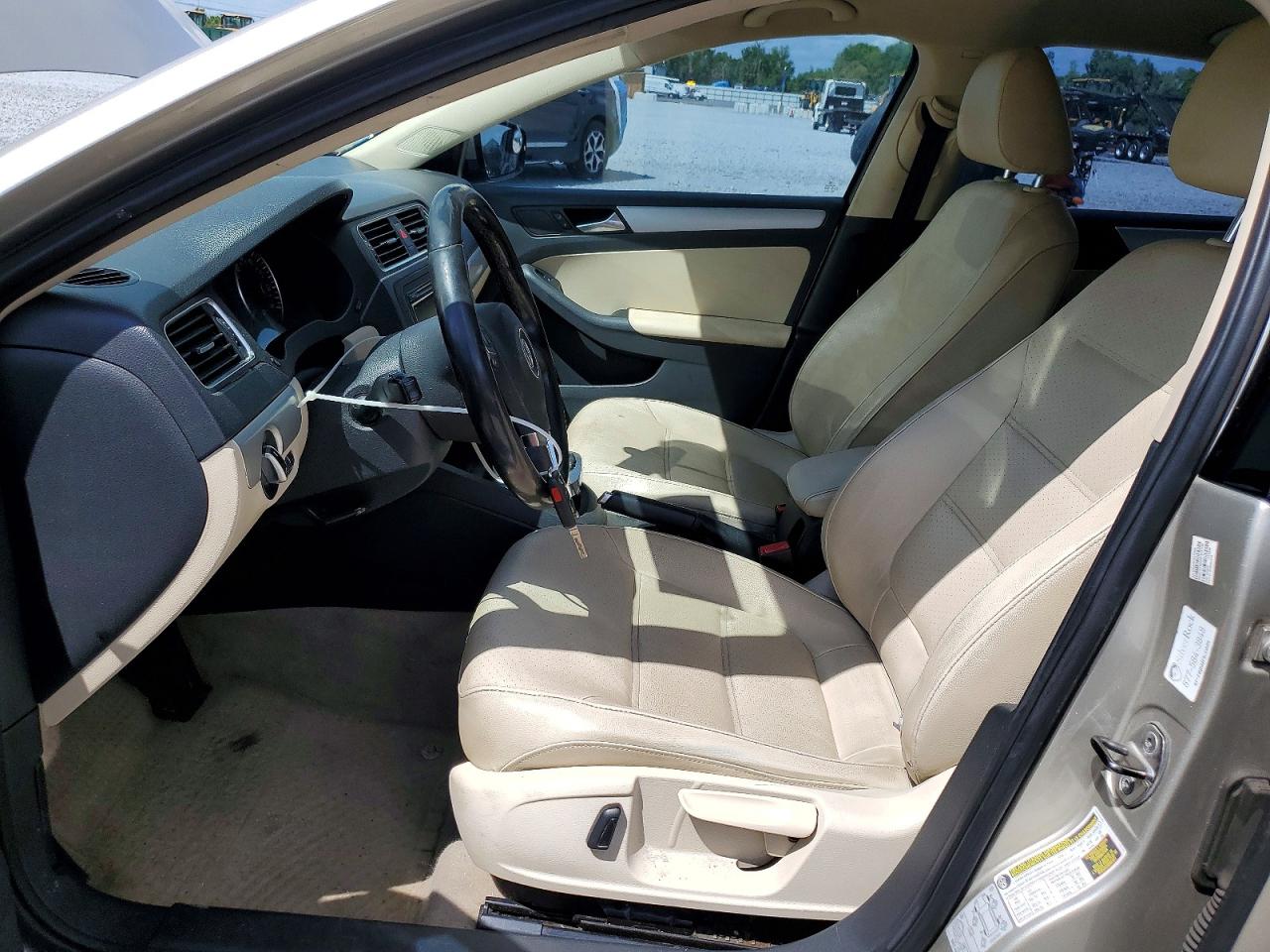 2013 VOLKSWAGEN JETTA SE photo 13