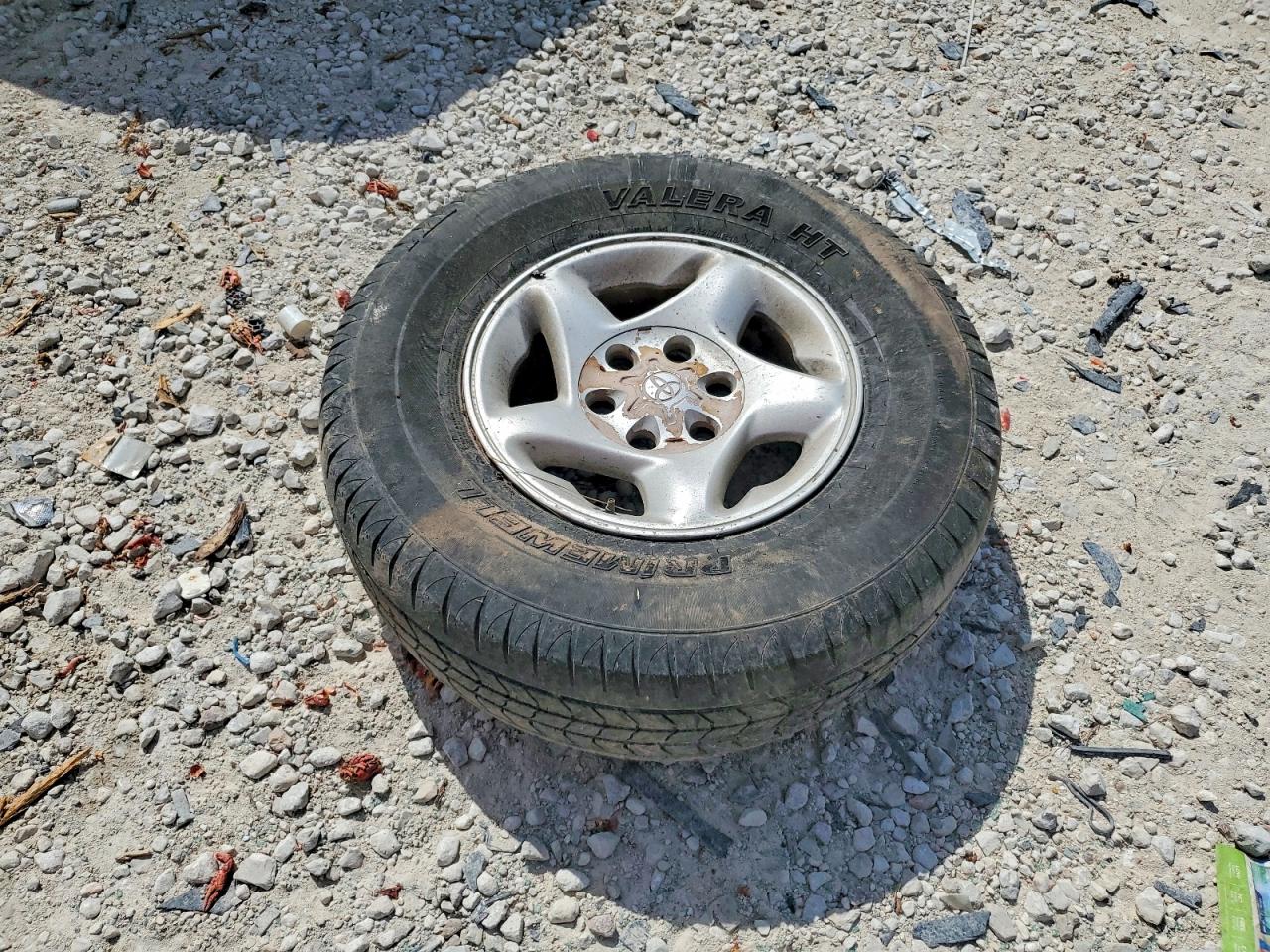 2000 TOYOTA TUNDRA photo 23