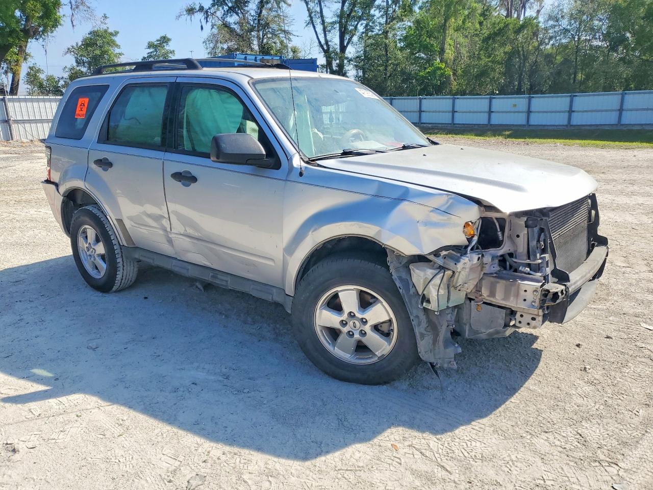 2011 FORD ESCAPE XLS photo 4